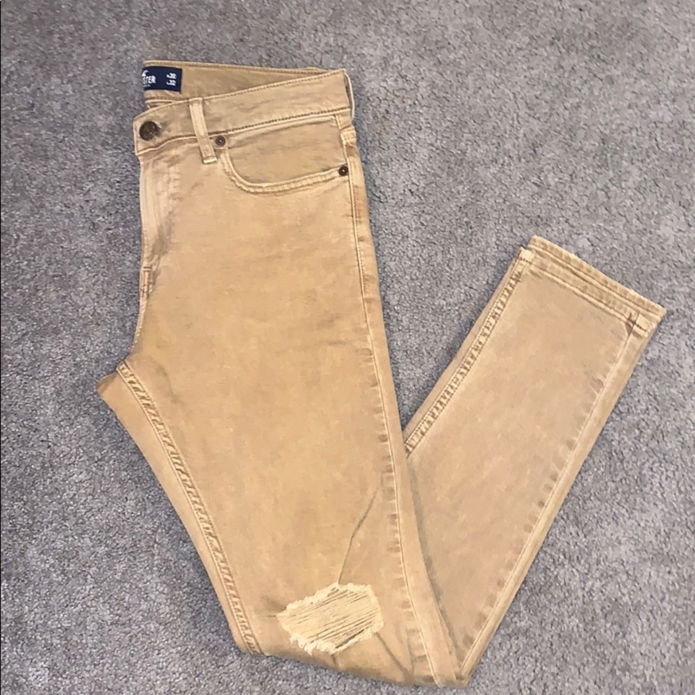 Hollister Skinny Khaki Pants